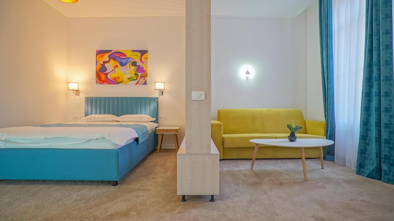 Aparthotel Zoom *